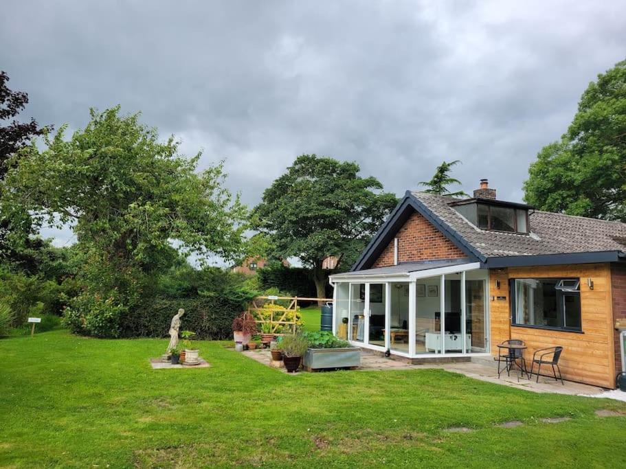 The Garden Rooms Chester Exterior photo